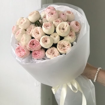 Доставка цветов и букетов Яндекс Цветы в Минске: быстро, удобно, современно