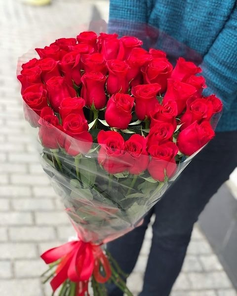 Букет роз "Фридом" 35 штук