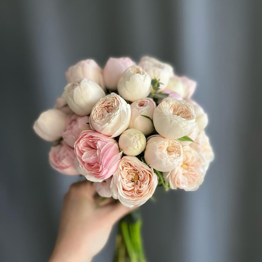 Свадебный букет невесты 2025 из розы "Невеста Нежность"