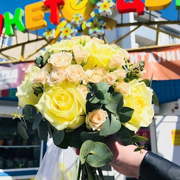 Цветы на свадьбу, букет невесты с доставкой в Минске "Цвет букета"   