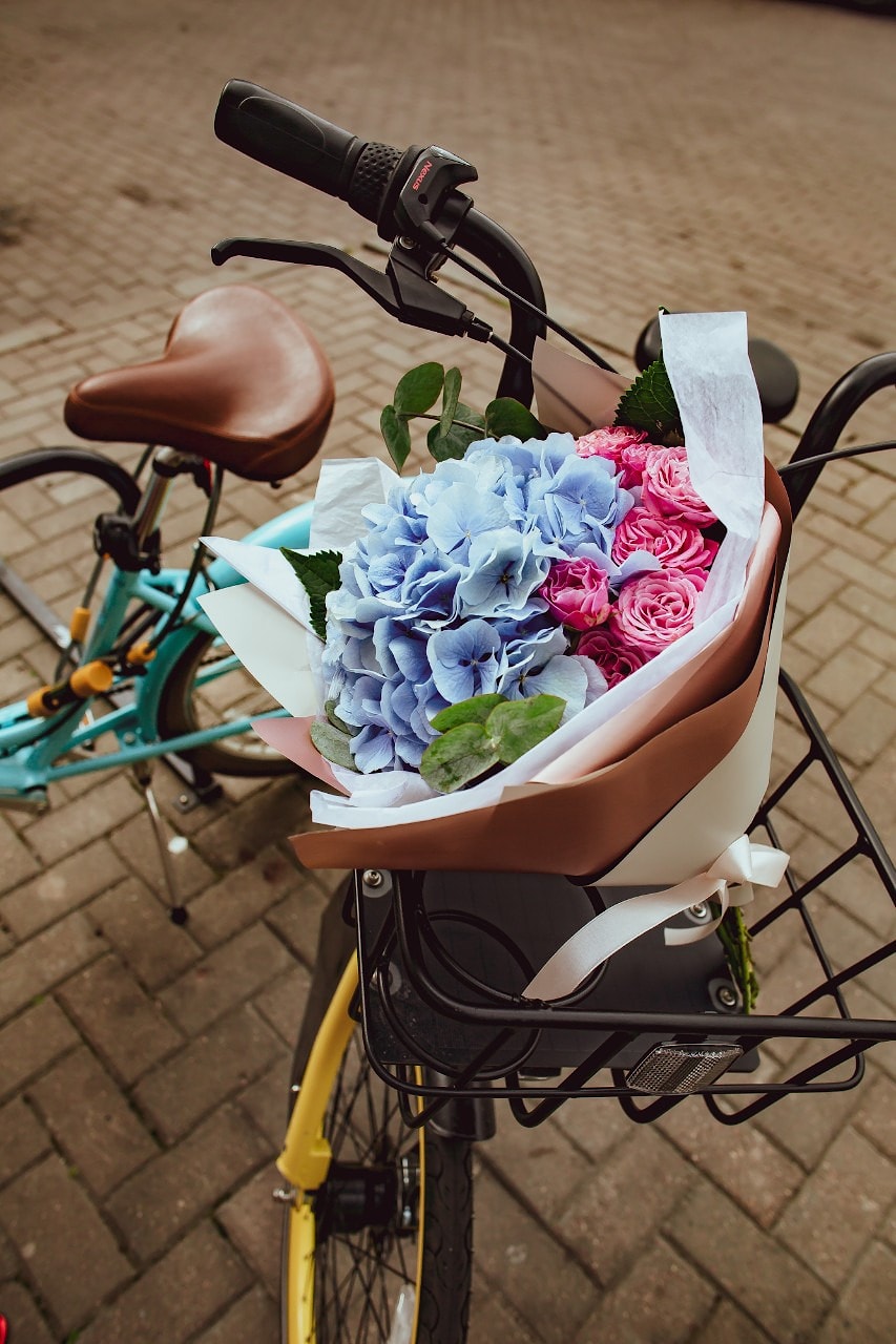 Букет с Голубой Гортензией "Лето"