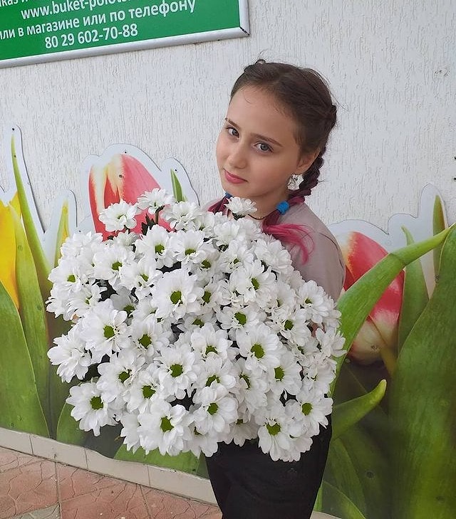 "Хризантема кустовая" белая ветка