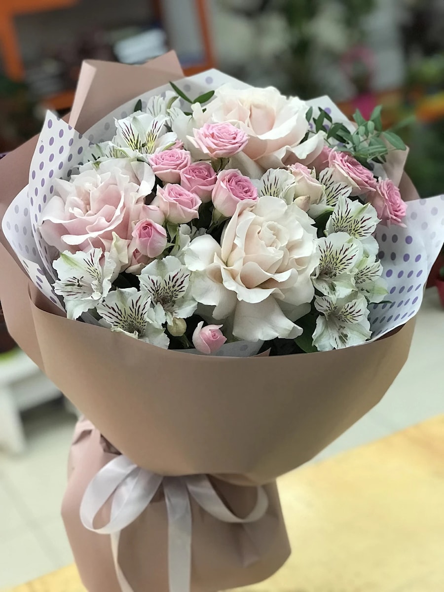 Цветочная подписка M